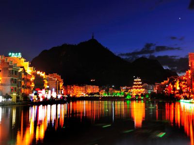 《遠視教育》之四十五——在星輝里放歌