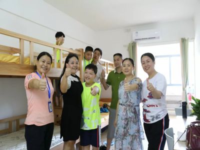 遠(yuǎn)恒佳重慶公學(xué)體驗(yàn)營(yíng)開(kāi)營(yíng)啦！