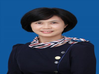 彭克利:小學部語文,高級教師，全國“千名優(yōu)秀班主任”，新教育實驗先進個人，長壽區(qū)語文“名教師”，長壽區(qū)人事考評專家，長壽區(qū)“長壽工匠”