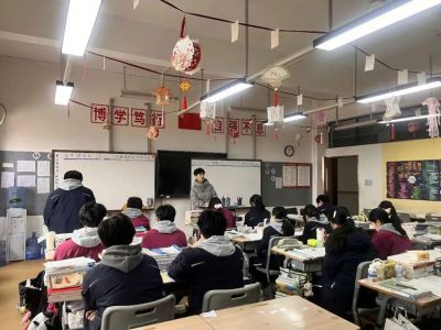 太贊了！遠恒佳600 +優(yōu)秀校友余樂返校，手把手教高三學子沖刺大招